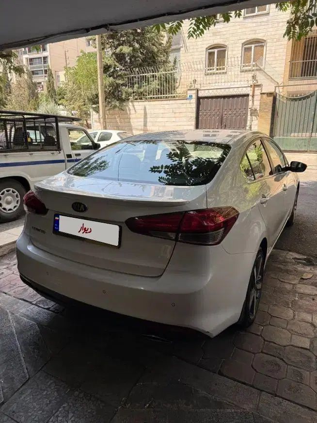 کیا سراتو 2.0 لیتر اتوماتیک GT لاین - 2018
