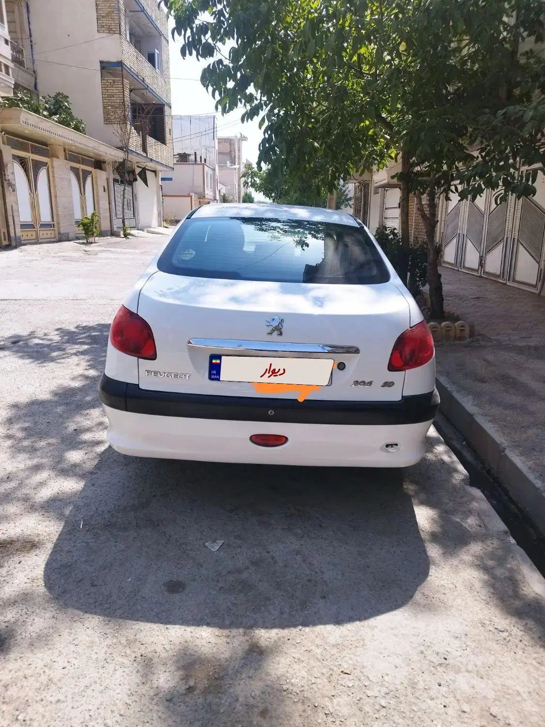 پژو ۲۰۶ صندوق دار v8 - 1398
