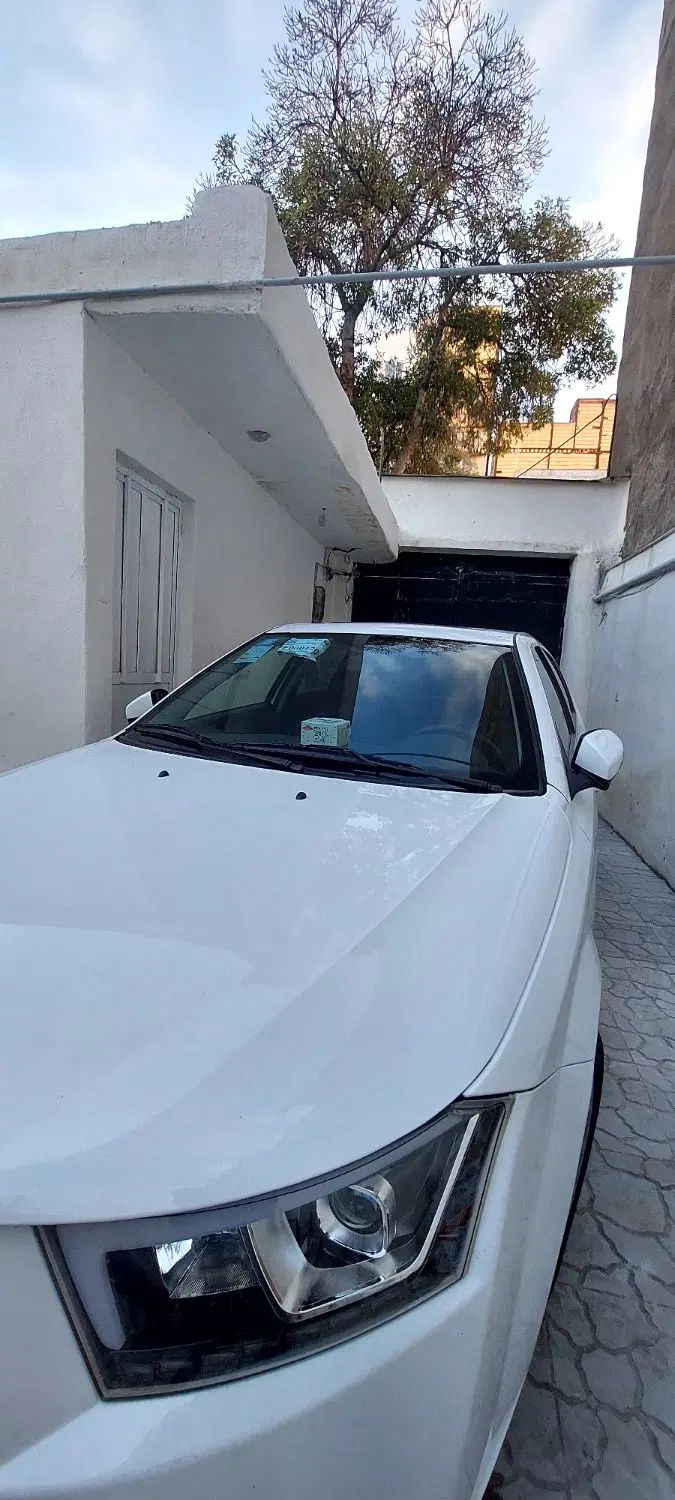 دنا پلاس توربو 6 دنده - 1402