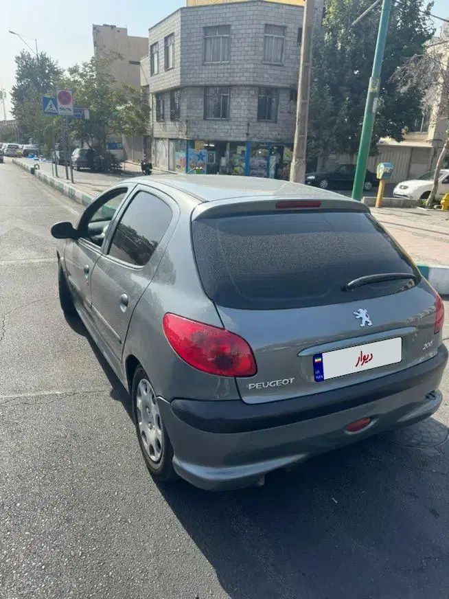 پژو 206 تیپ 5 - 1390