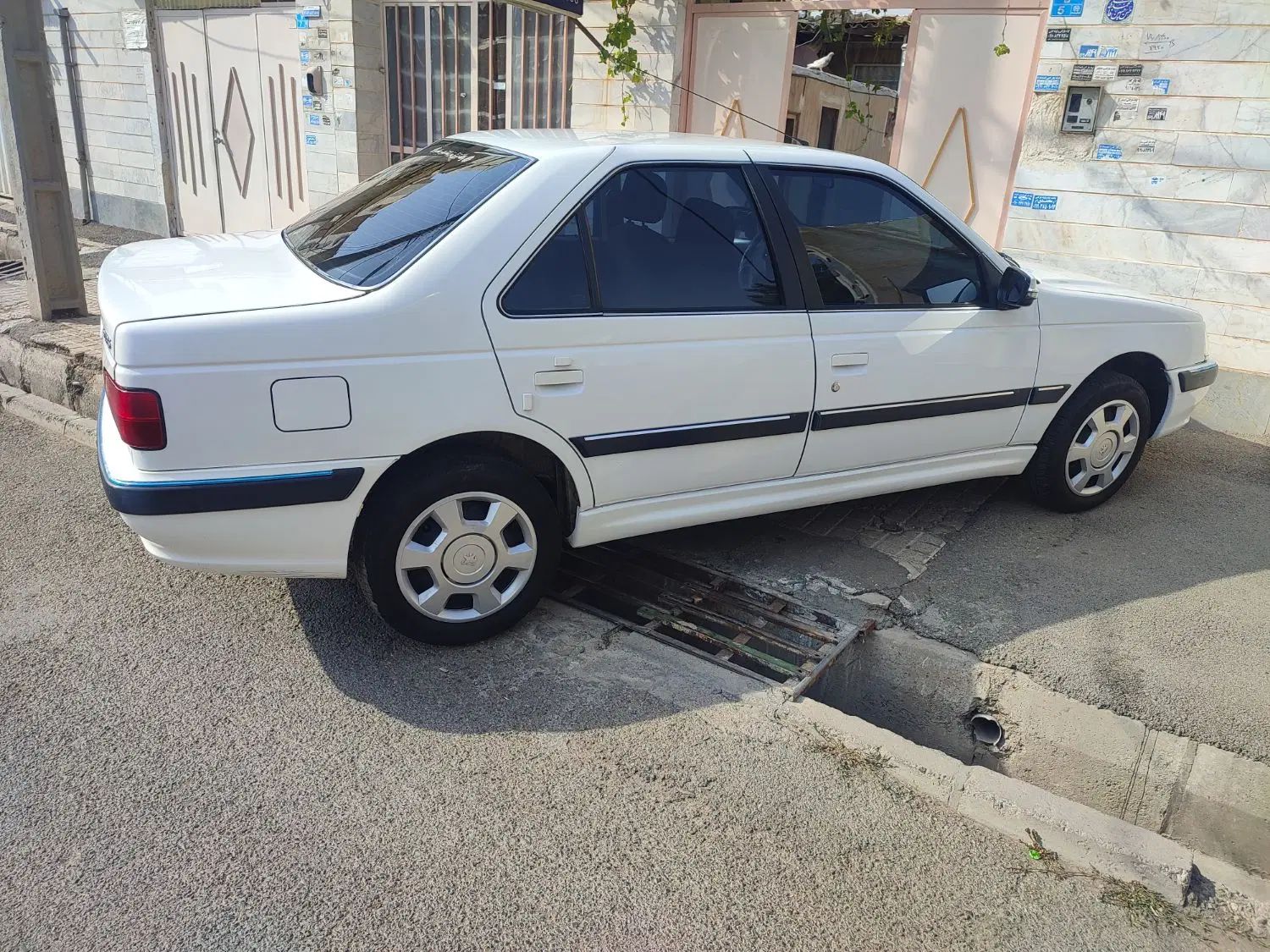 پژو پارس سال - 1401