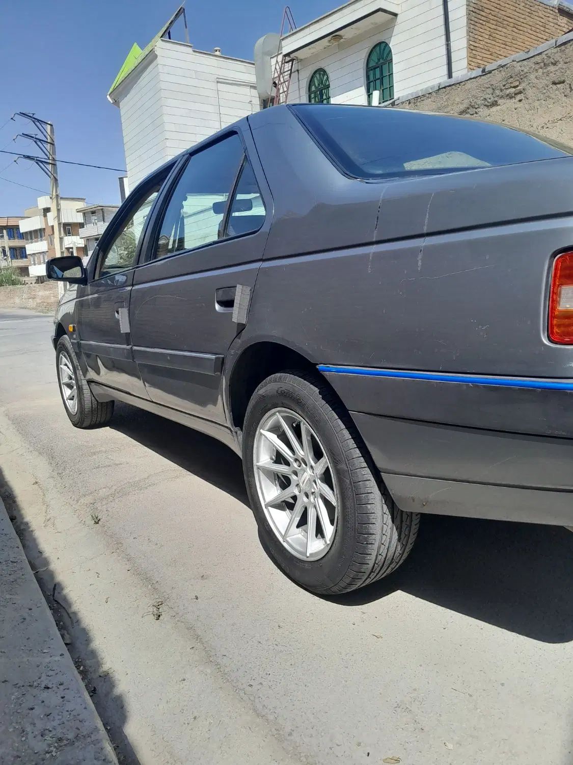 پژو 405 SLX بنزینی TU5 - 1391