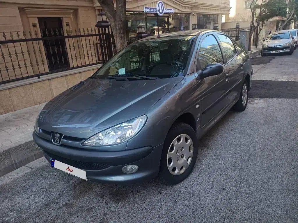 پژو ۲۰۶ صندوق دار v8 - 1394