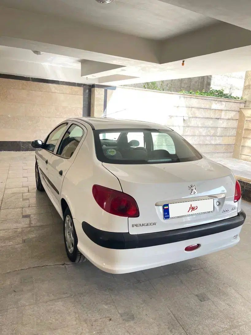 پژو ۲۰۶ صندوق دار v8 - 1399