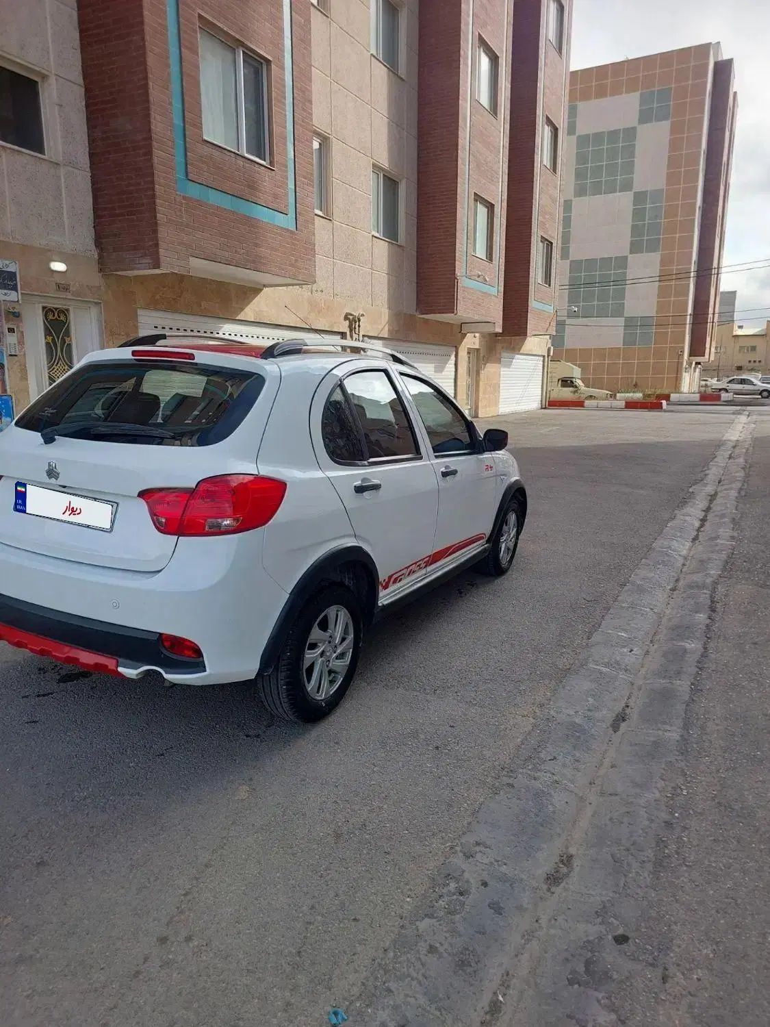 کوییک R دنده‌ای - 1398