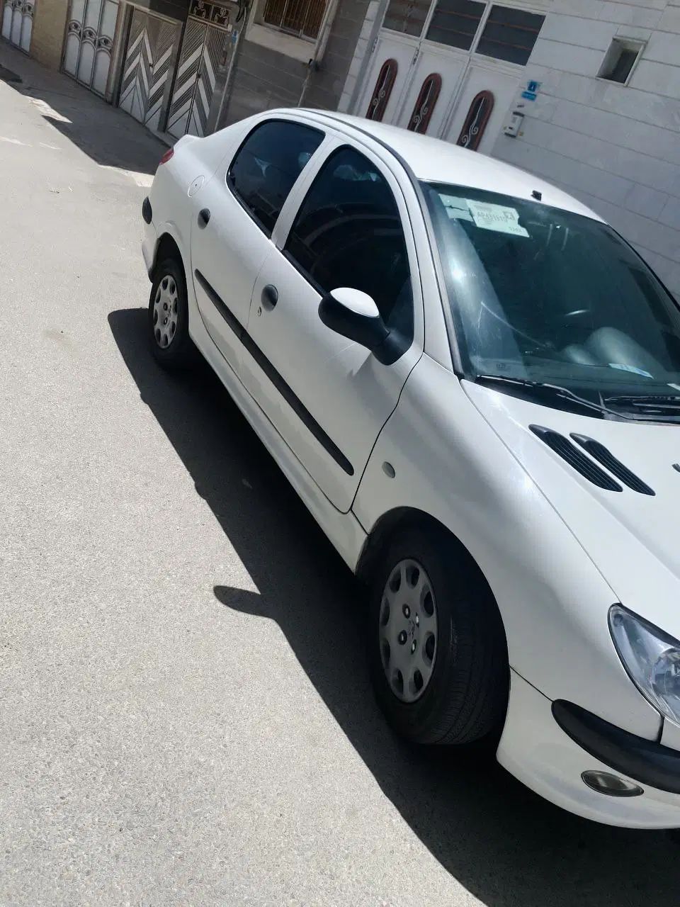 پژو ۲۰۶ صندوق دار v8 - 1395