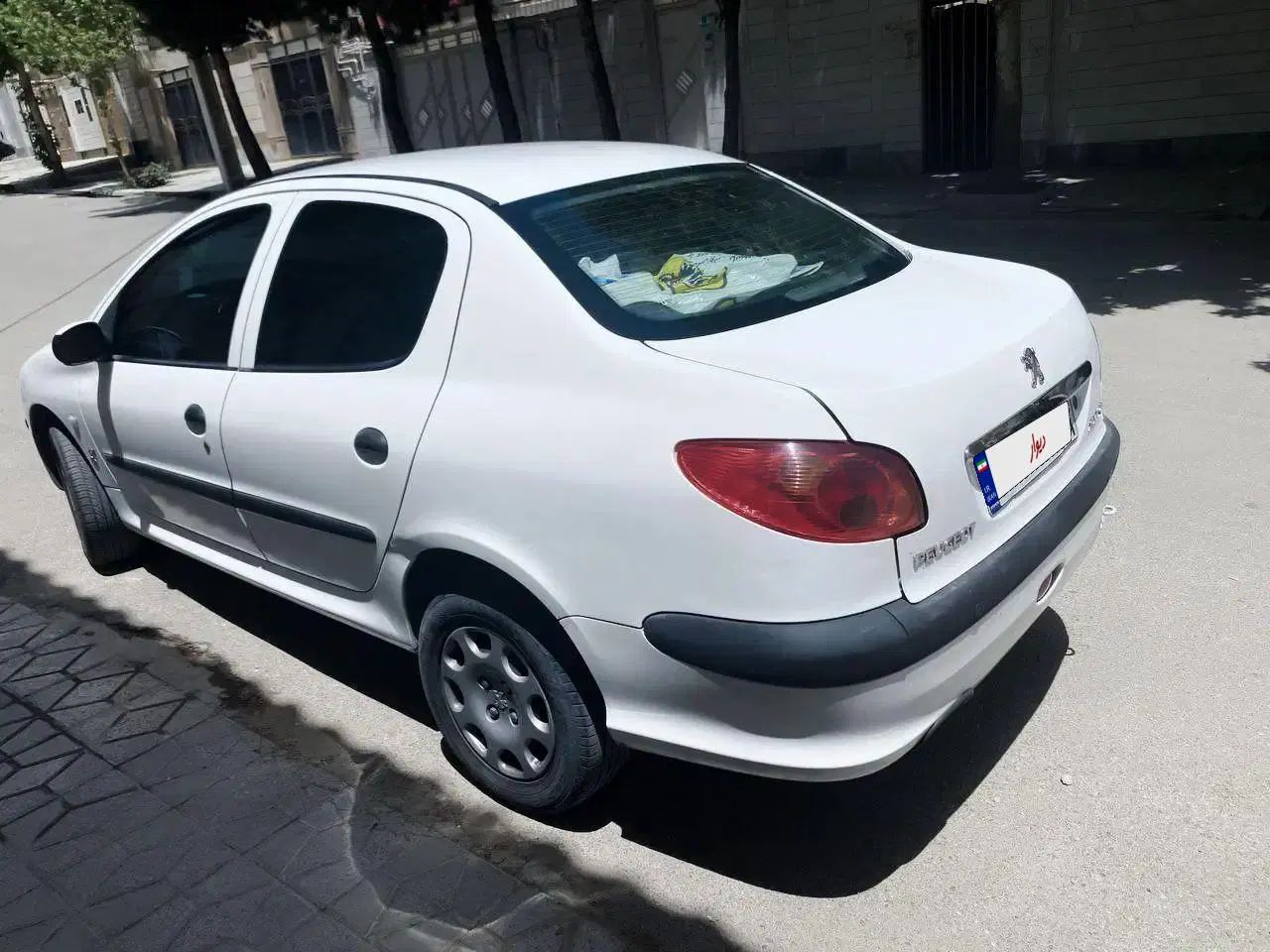 پژو ۲۰۶ صندوق دار v8 - 1395