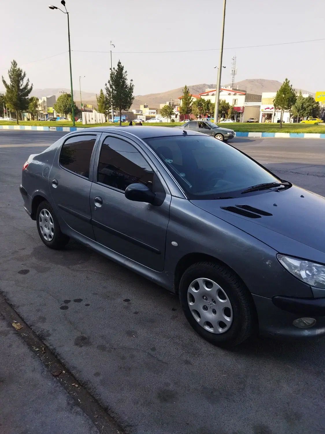 پژو ۲۰۶ صندوق دار v8 - 1386