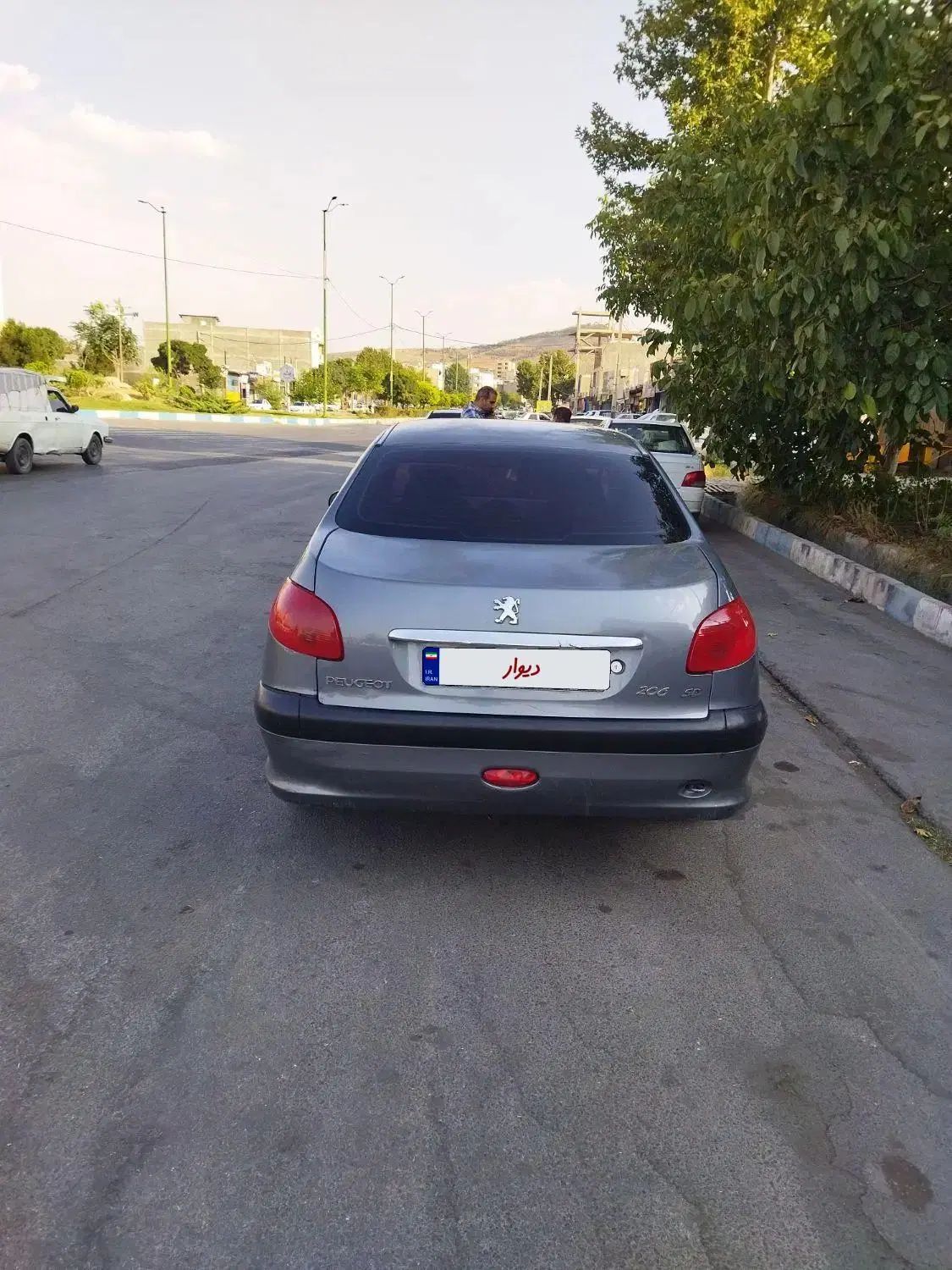 پژو ۲۰۶ صندوق دار v8 - 1386