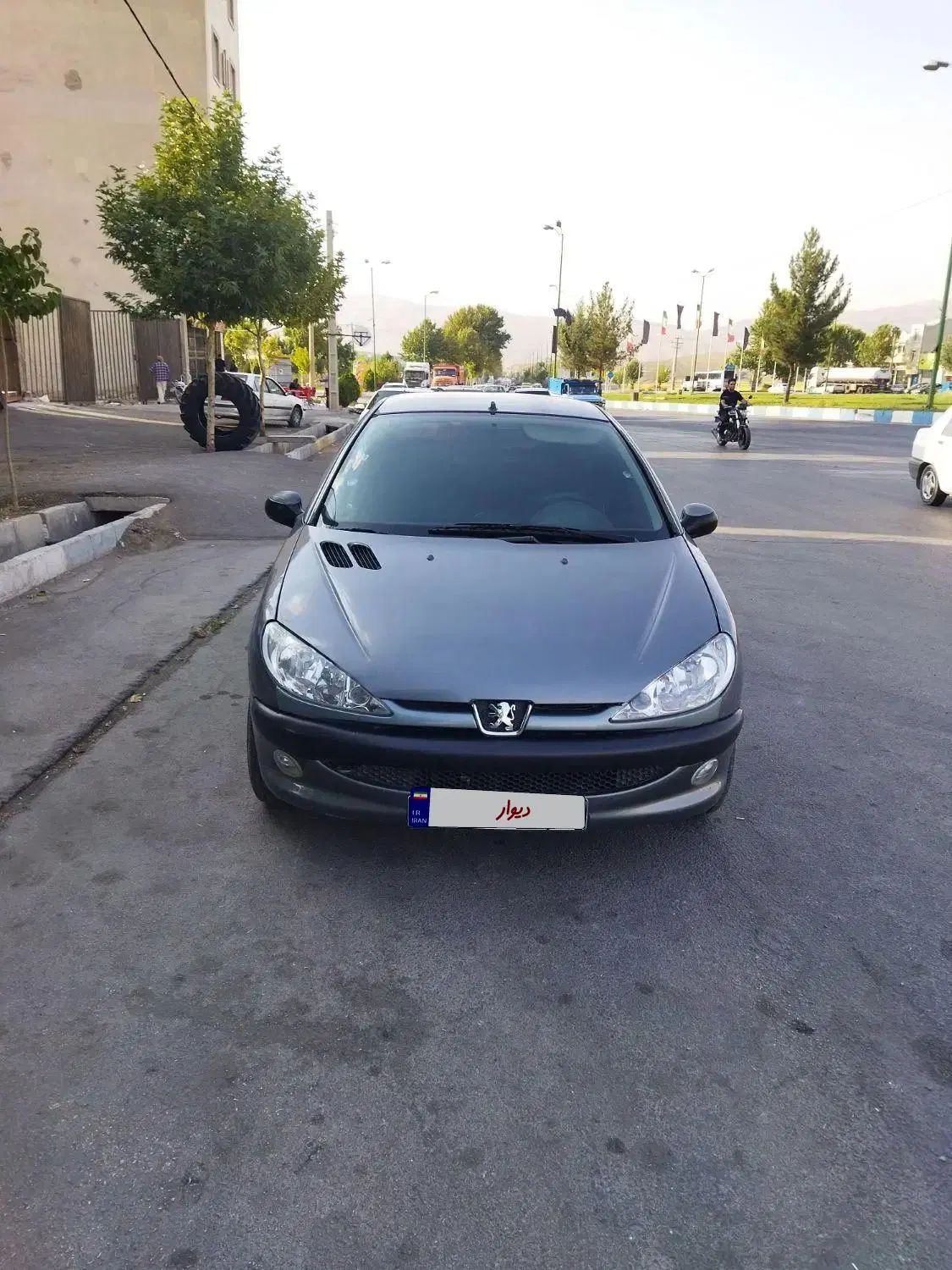 پژو ۲۰۶ صندوق دار v8 - 1386