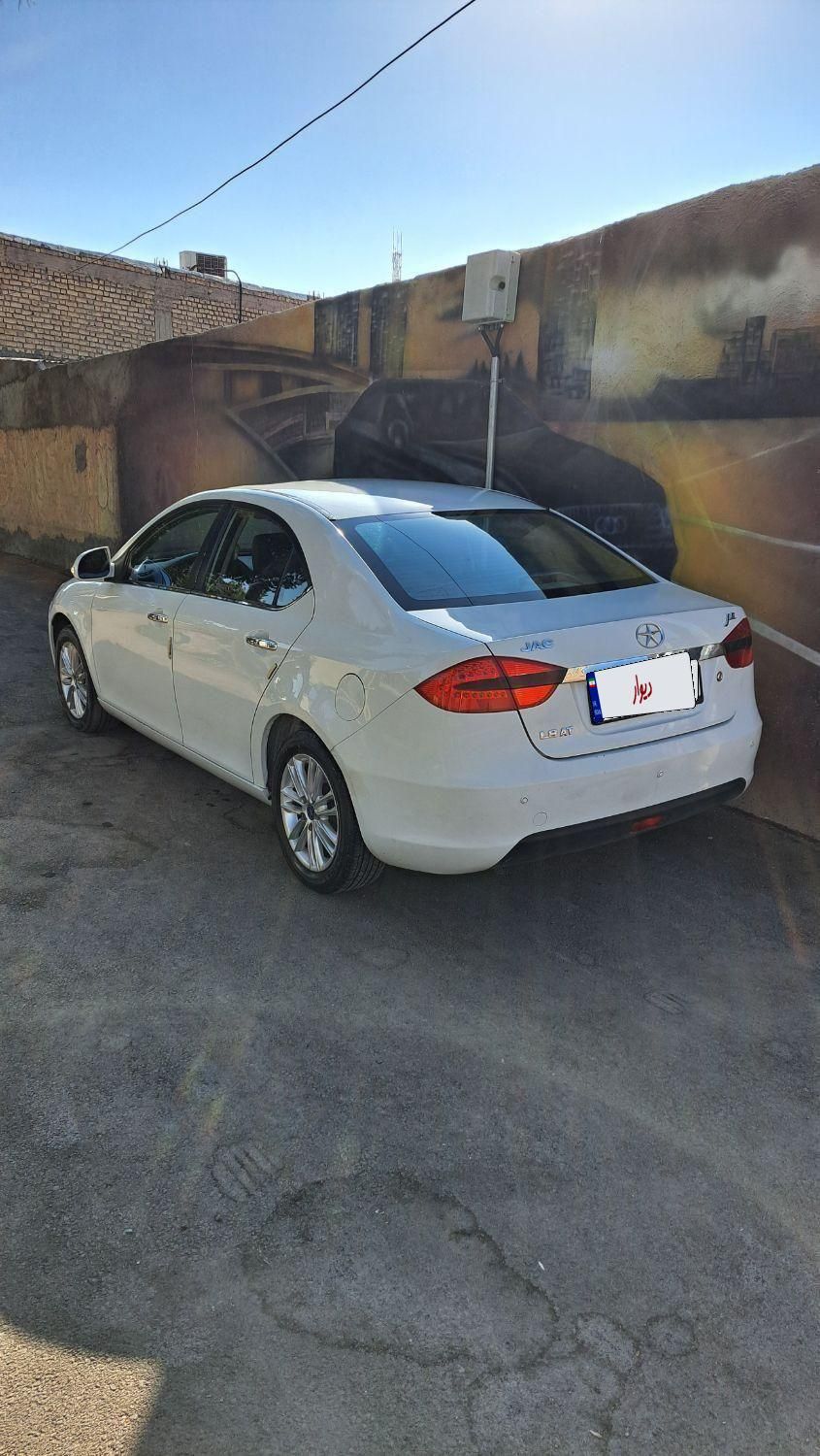 جک J5 اتوماتیک - 1394