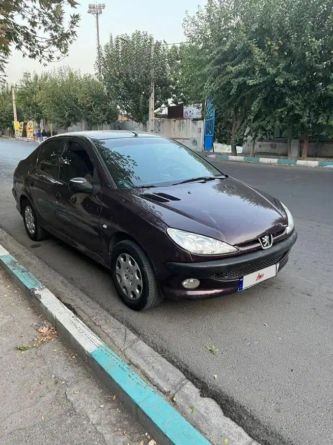 پژو ۲۰۶ صندوق دار v8 - 1390