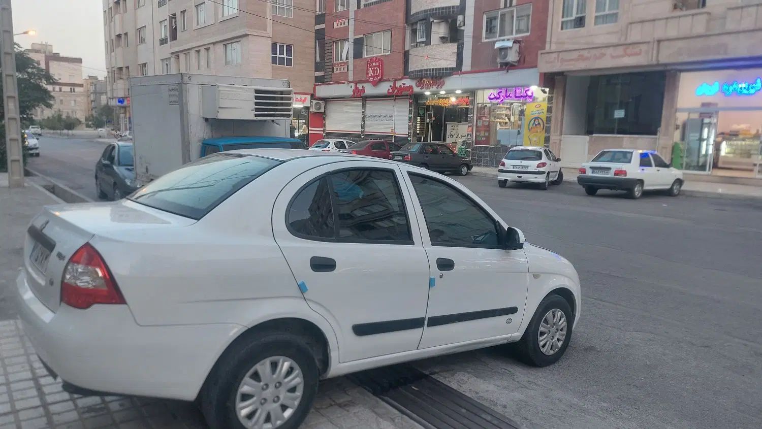 تیبا صندوق دار SX - 1394