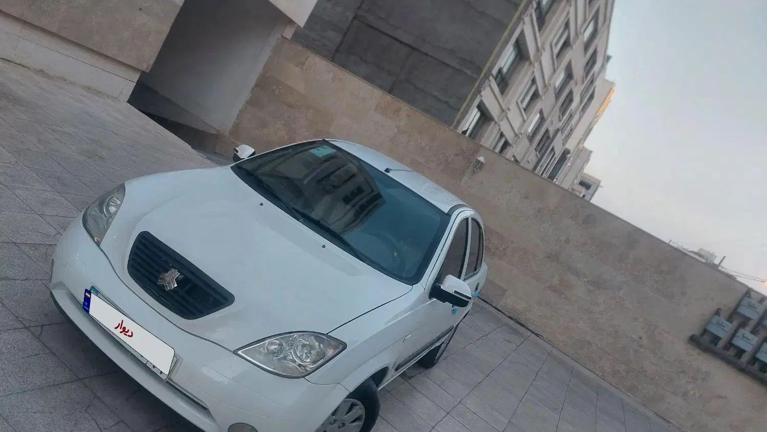 تیبا صندوق دار SX - 1394