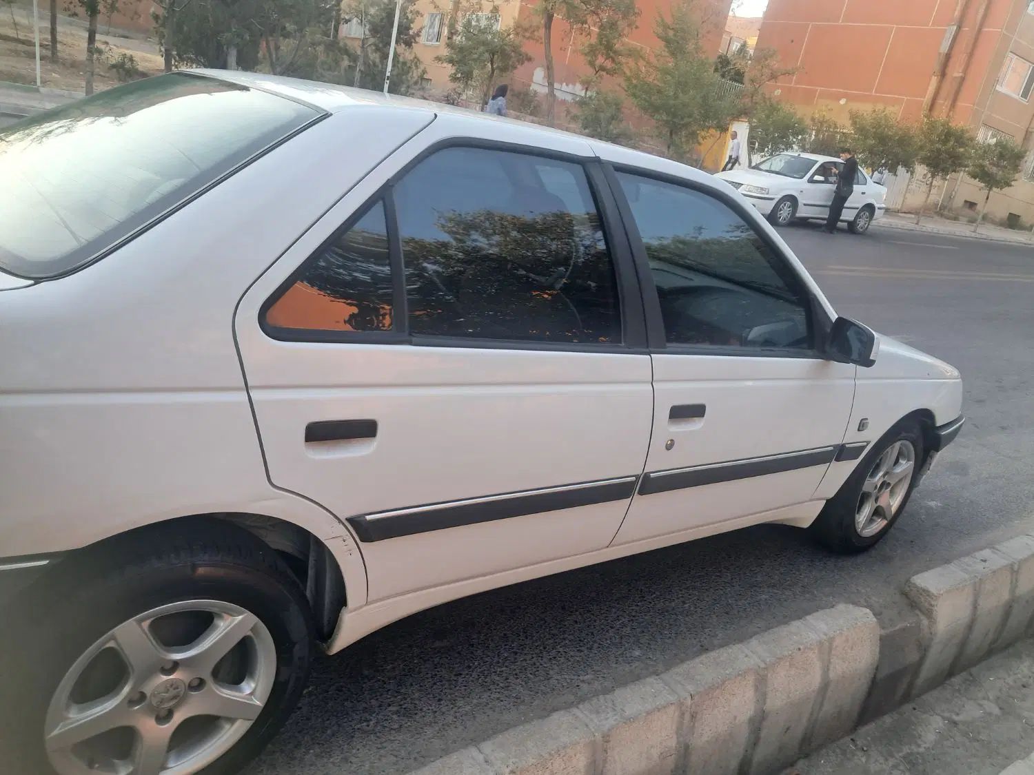 پژو 405 SLX دوگانه سوز XU7 - 1398