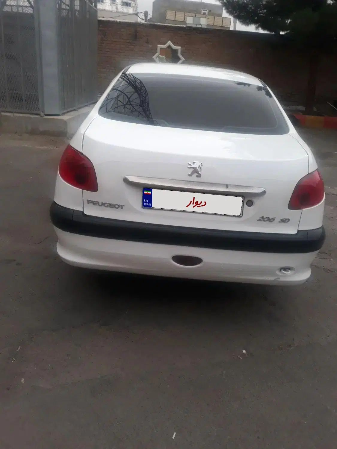پژو ۲۰۶ صندوق دار v2 - 1390