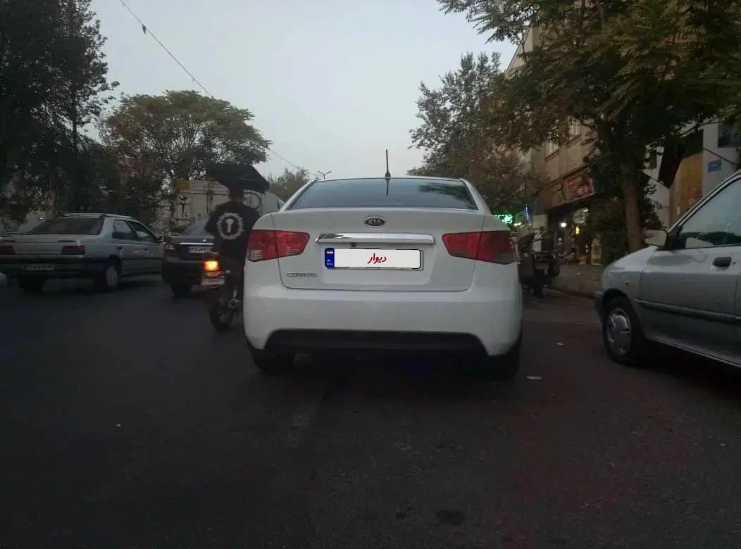 کیا سراتو 2.0 لیتر اتوماتیک GT لاین - 2017
