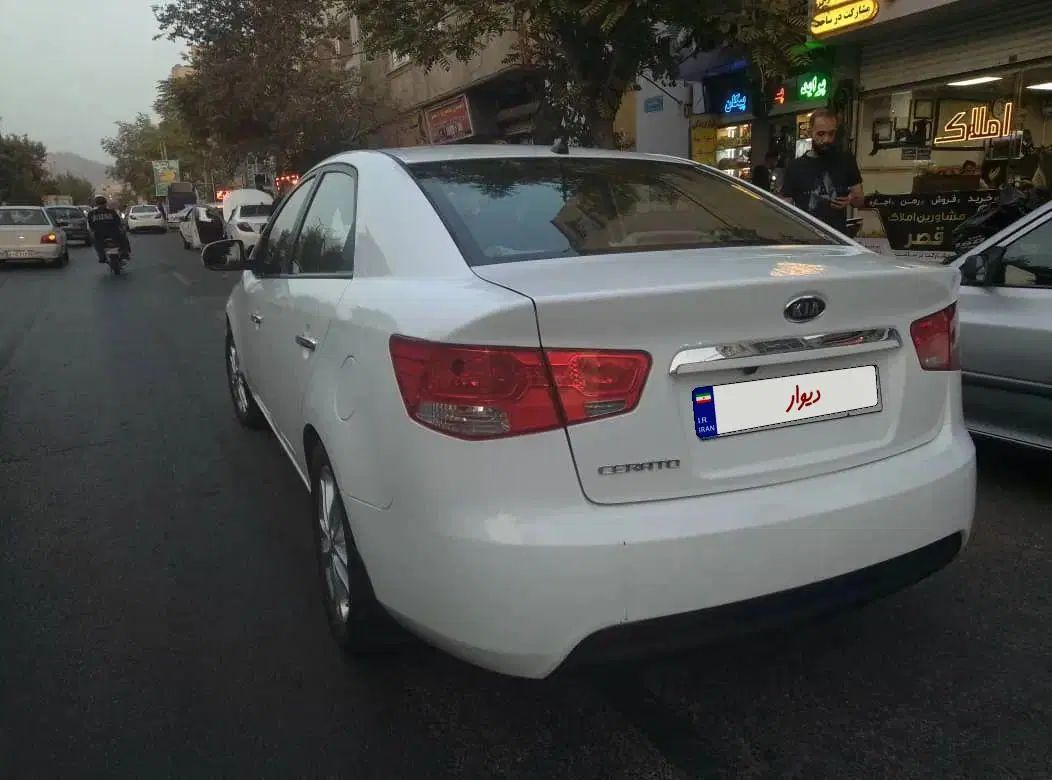 کیا سراتو 2.0 لیتر اتوماتیک GT لاین - 2017