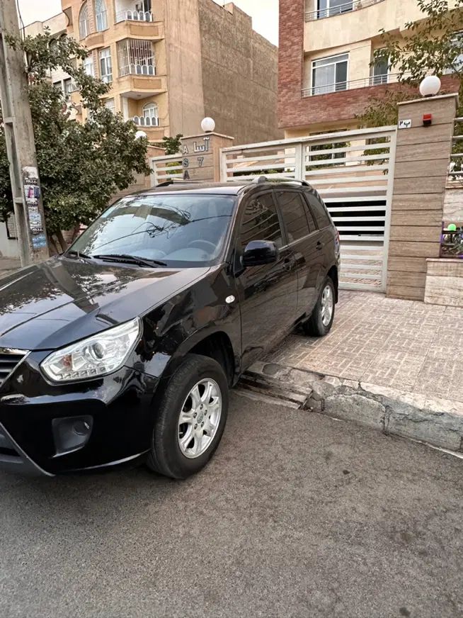 ام وی ام X33 دنده‌ای ساده - 1395