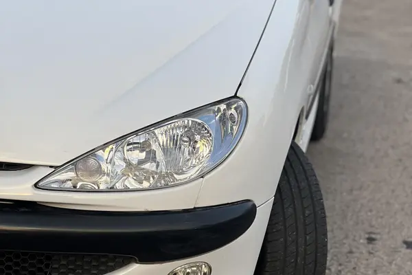 پژو ۲۰۶ صندوق دار v8 - 1400