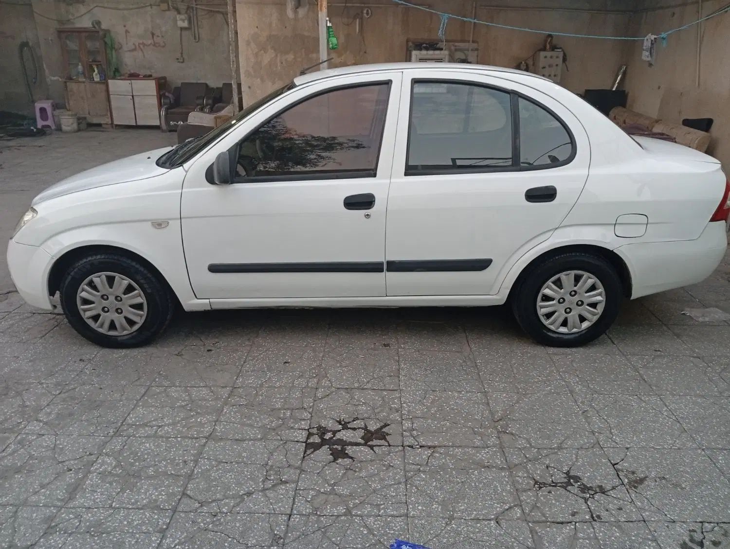 تیبا صندوق دار EX - 1394
