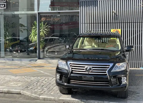 لکسوس LX 570 فول - 2013