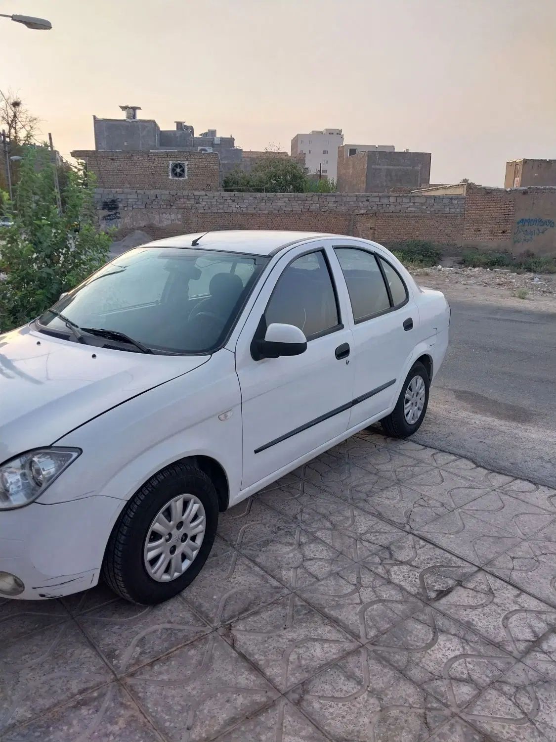 تیبا صندوق دار SX - 1396