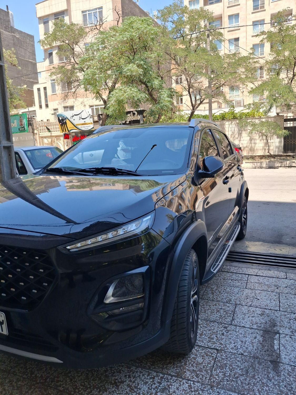 ام وی ام X22 پرو دنده‌ای - 1402