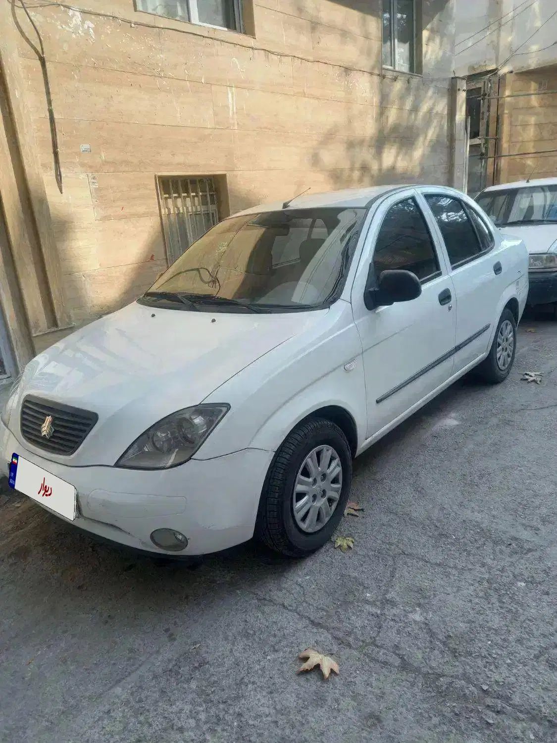 تیبا صندوق دار SX - 1395