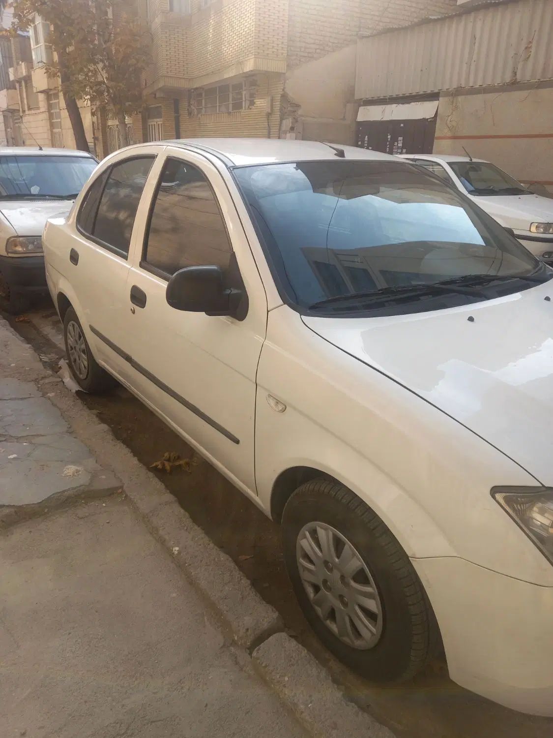 تیبا صندوق دار SX - 1395