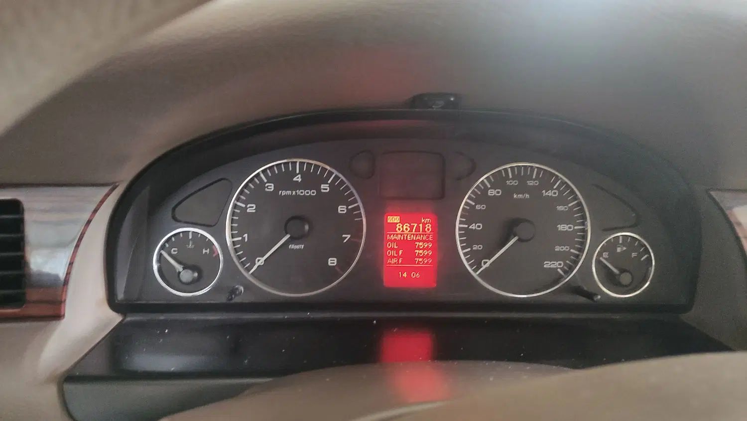 سمند LX XU7 - 1395