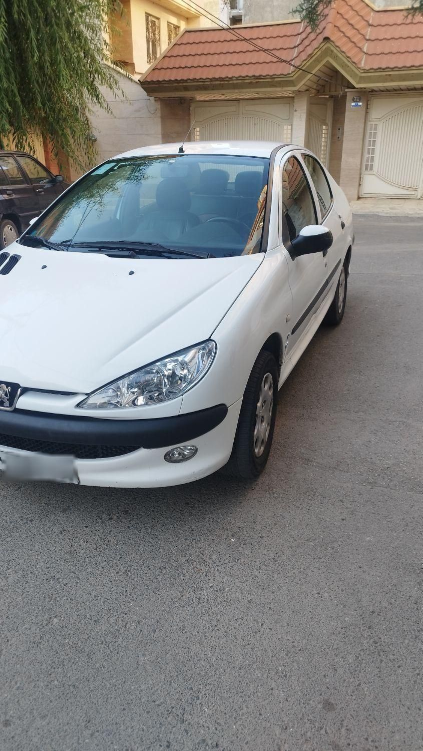پژو ۲۰۶ صندوق دار v8 - 1396