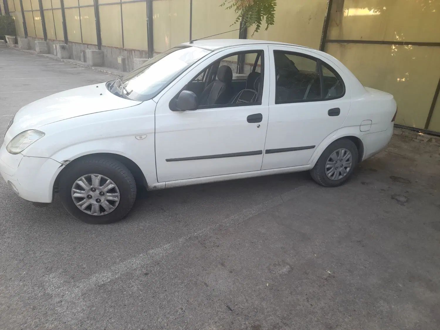 تیبا صندوق دار SX - 1400