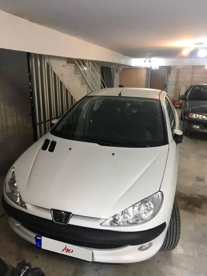 پژو ۲۰۶ صندوق دار v8 - 1397