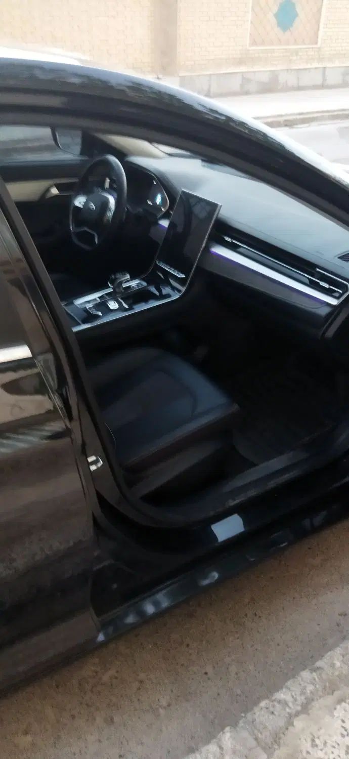 کی ام سی J7 اتوماتیک - 1402
