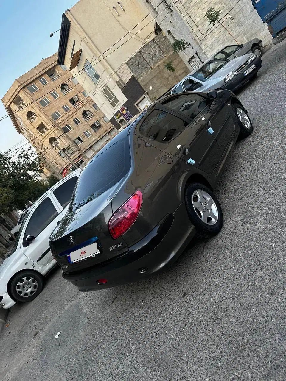 پژو ۲۰۶ صندوق دار v8 - 1385