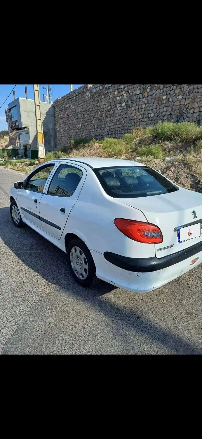 پژو ۲۰۶ صندوق دار v8 - 1390