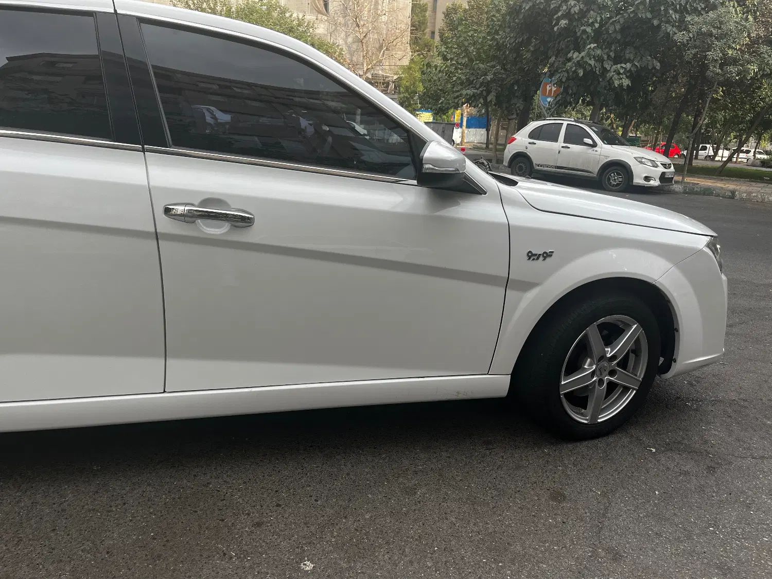 دنا پلاس توربو اتوماتیک - 1402