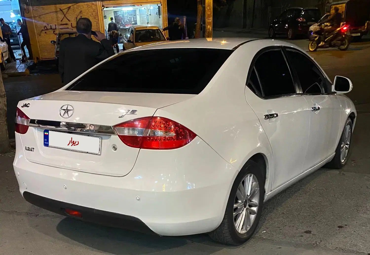 جک J5 اتوماتیک - 1395