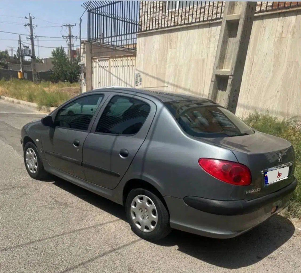 پژو ۲۰۶ صندوق دار v8 - 1395