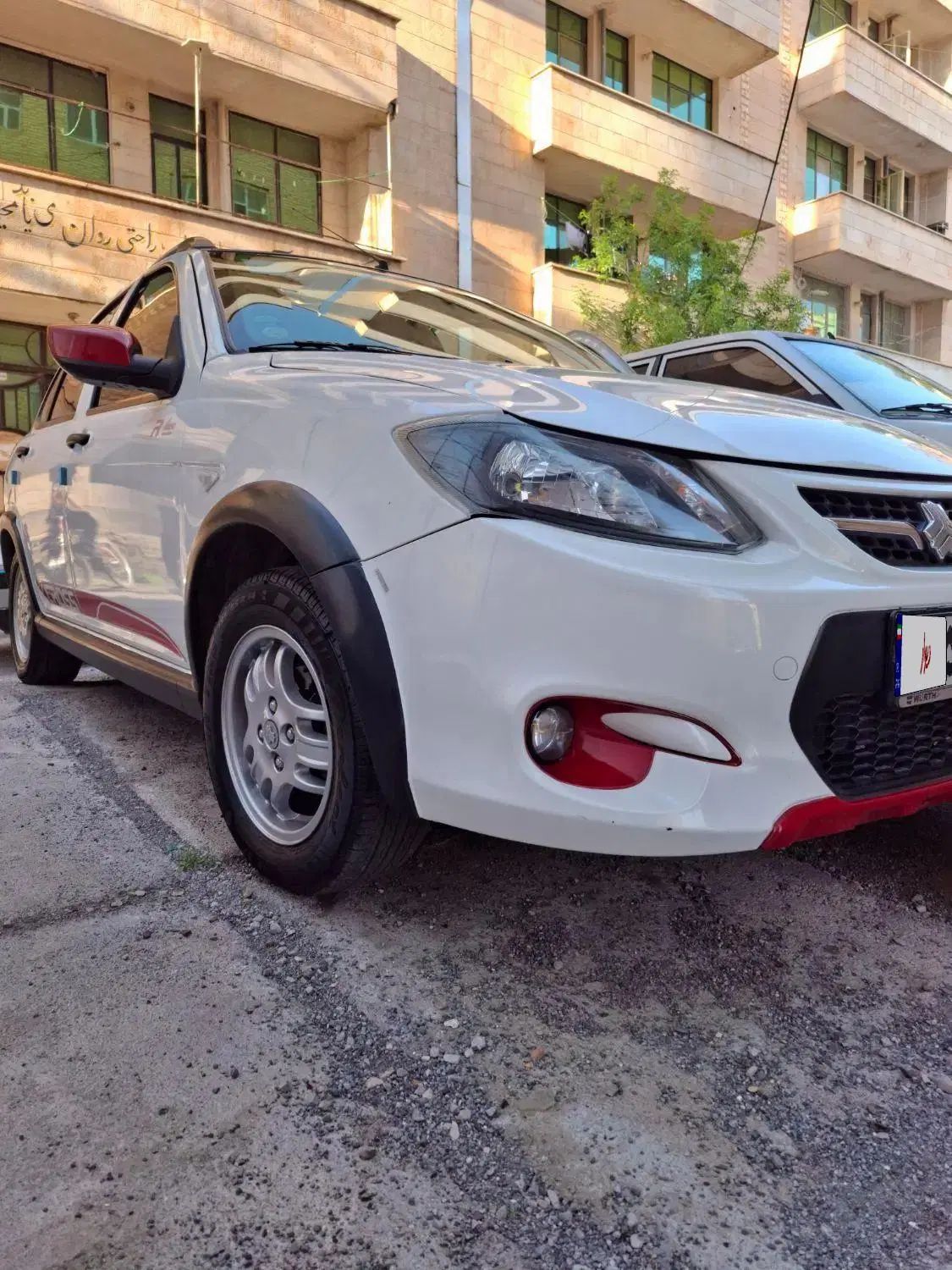 خودرو کوییک، R آگهی ann_20183259