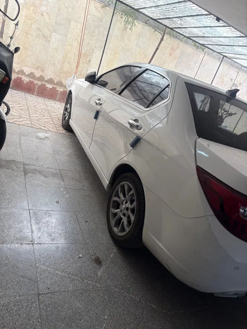 دنا پلاس توربو اتوماتیک - 1400