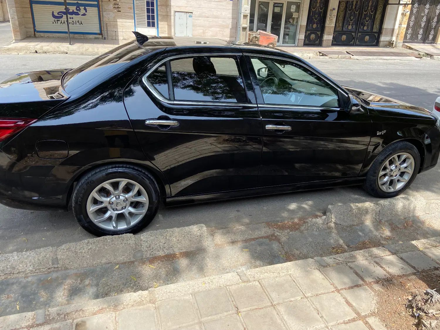 دنا پلاس توربو اتوماتیک - 1401