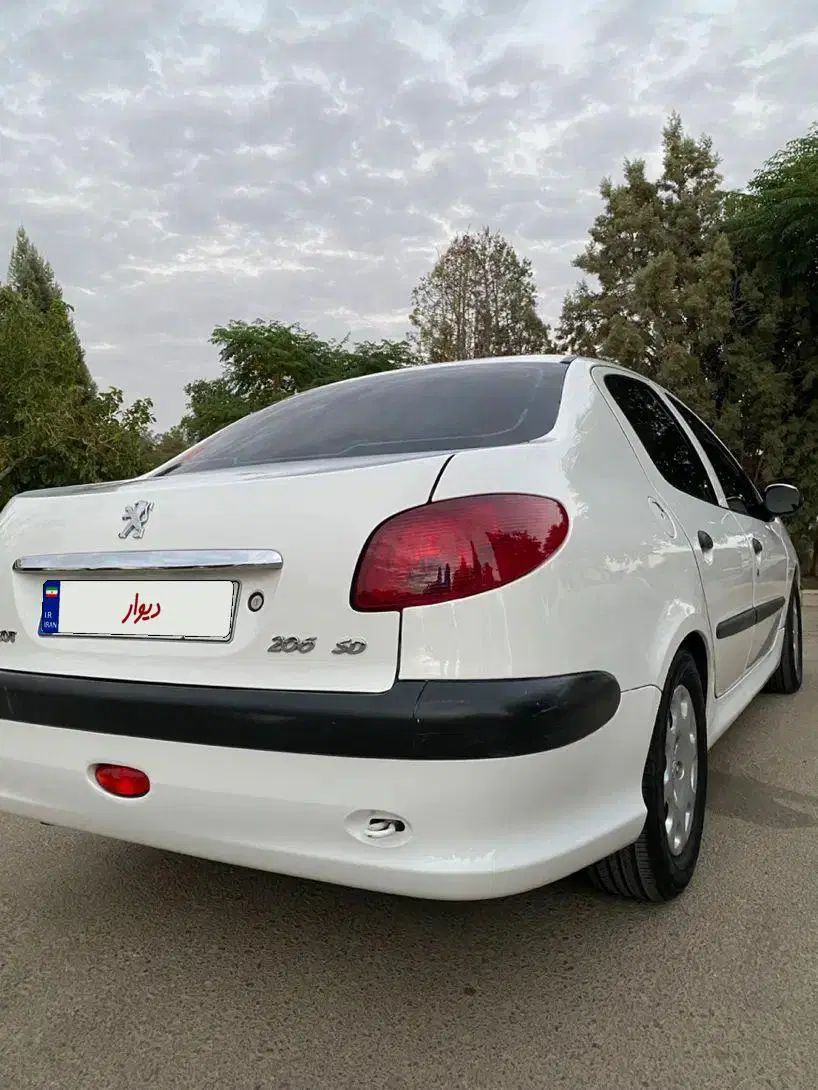 پژو ۲۰۶ صندوق دار v8 - 1399