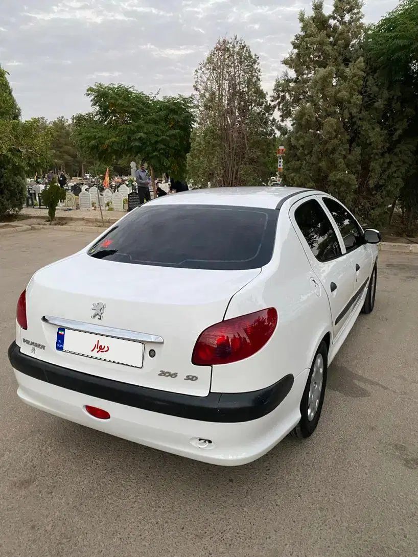 پژو ۲۰۶ صندوق دار v8 - 1399