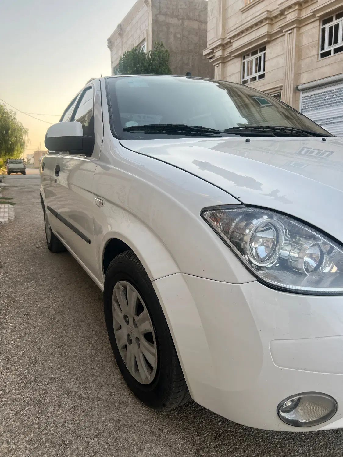 تیبا صندوق دار SX - 1400