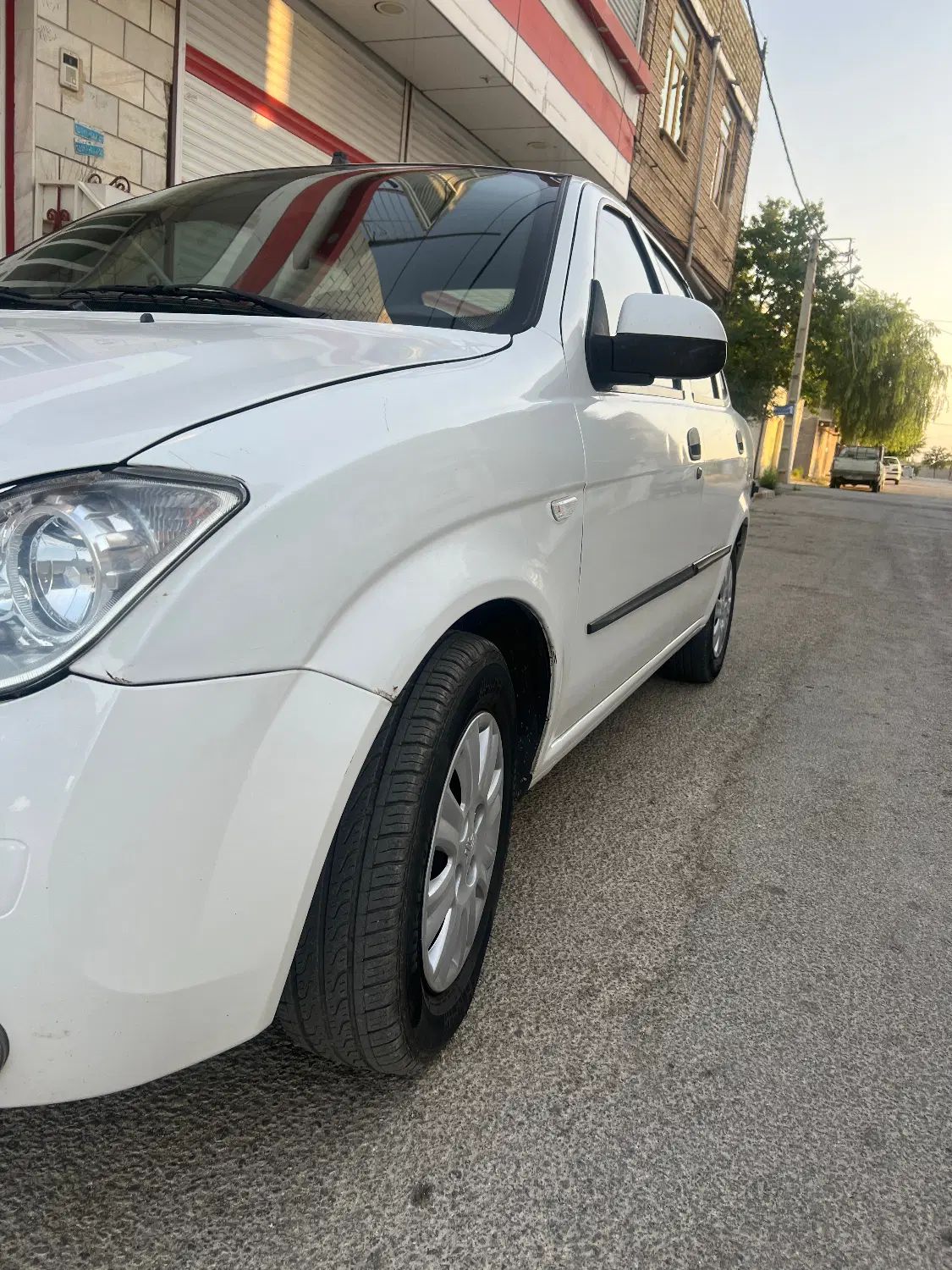 تیبا صندوق دار SX - 1400