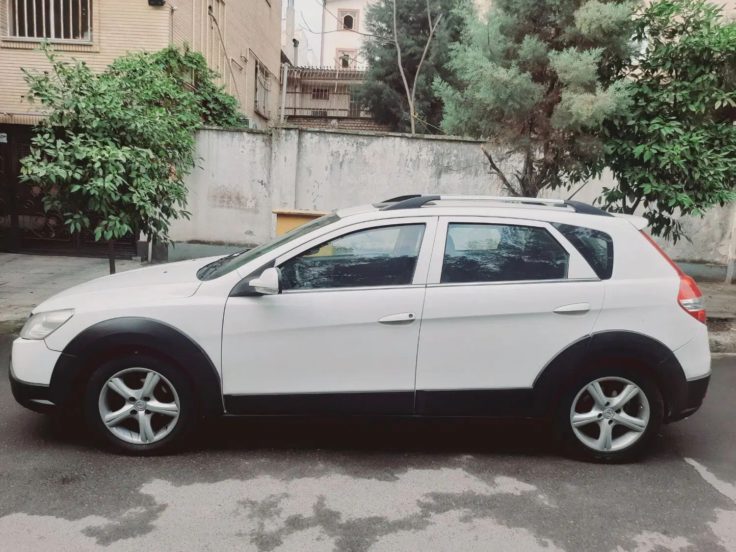 دانگ فنگ H30 کراس اتوماتیک - 1396