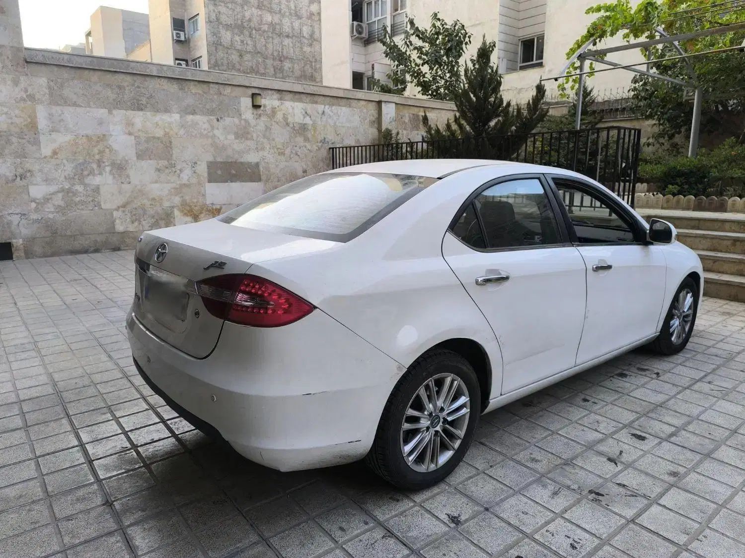 جک J5 اتوماتیک - 1393