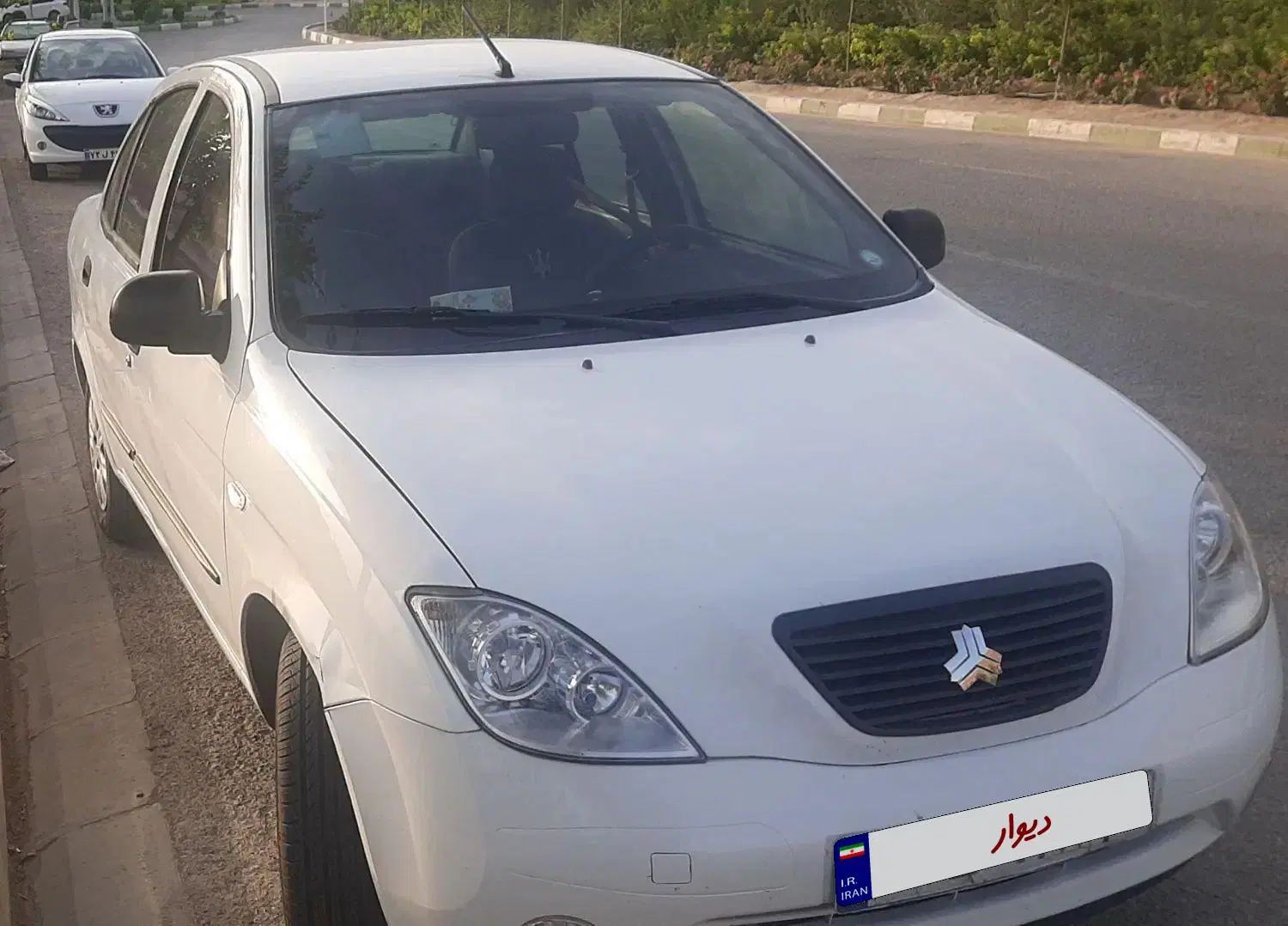 تیبا صندوق دار SX - 1398